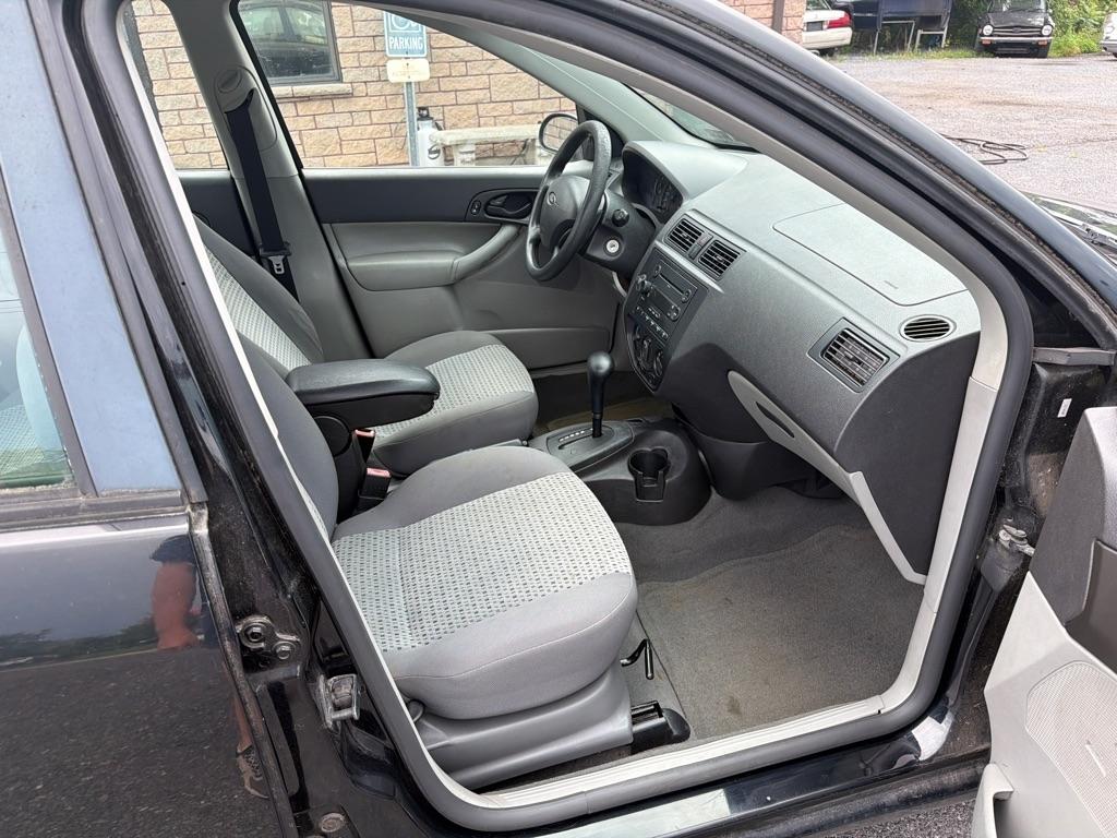 Ford Focus ZX4 SE 2006