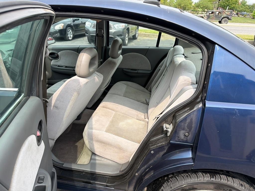 Saturn ION 3 Sedan Automatic 2007