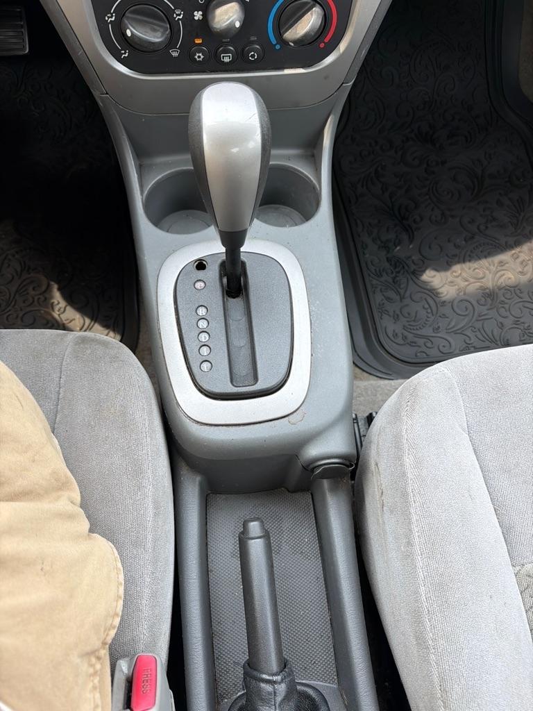 Saturn ION 3 Sedan Automatic 2007