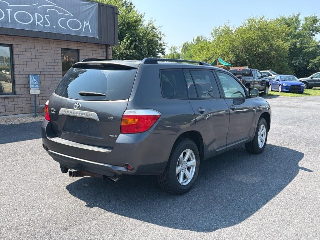 Toyota Highlander Base 4WD 2008