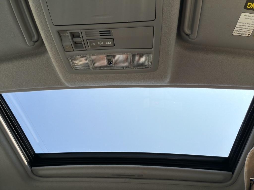 Toyota Highlander Base 4WD 2008