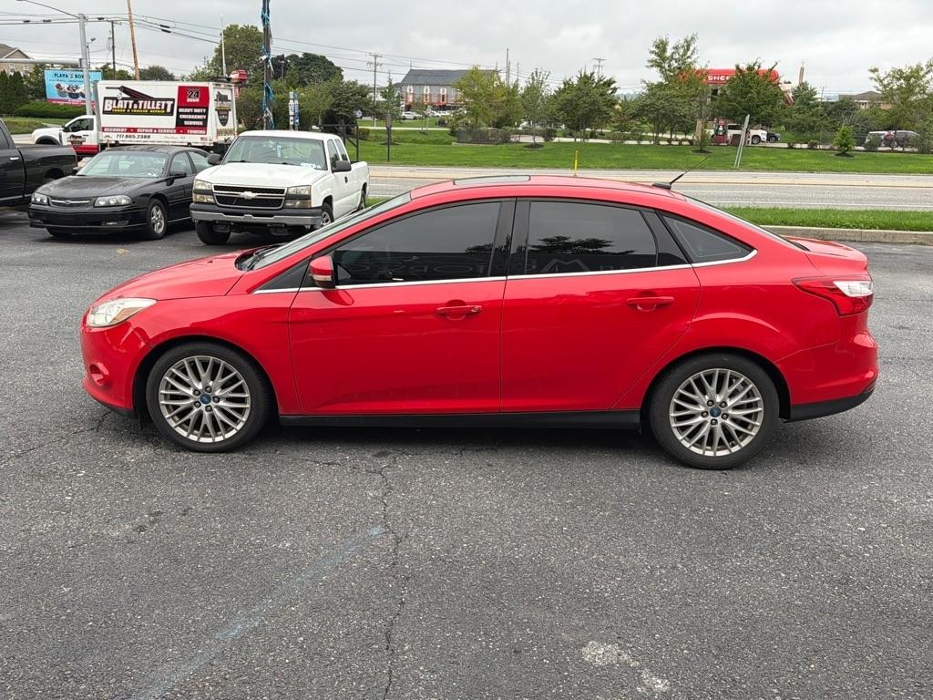 Ford Focus SEL Sedan 2012