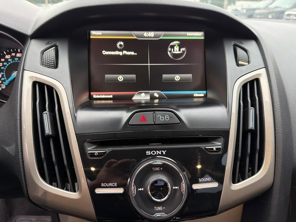 Ford Focus SEL Sedan 2012