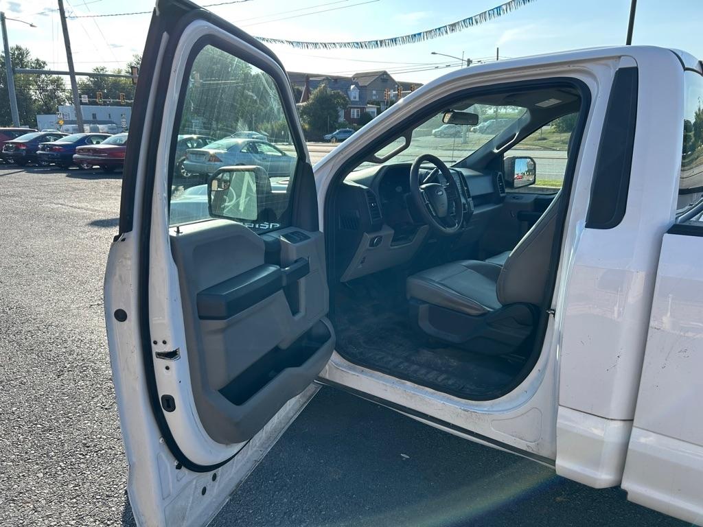 Ford F150 XL 6.5-ft. Bed 2WD 2017