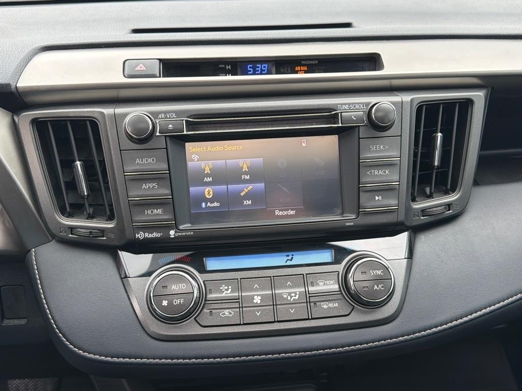 Toyota RAV4 XLE AWD 2015
