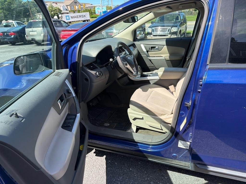 Ford Edge SE FWD 2013
