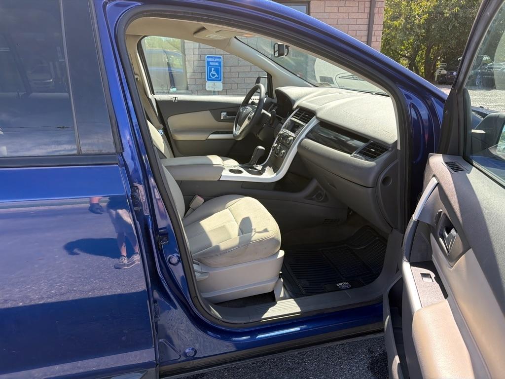 Ford Edge SE FWD 2013