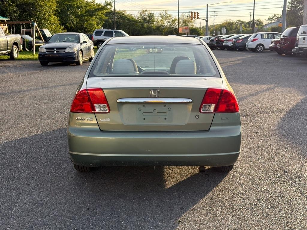 Honda Civic LX Sedan 4-spd AT 2003