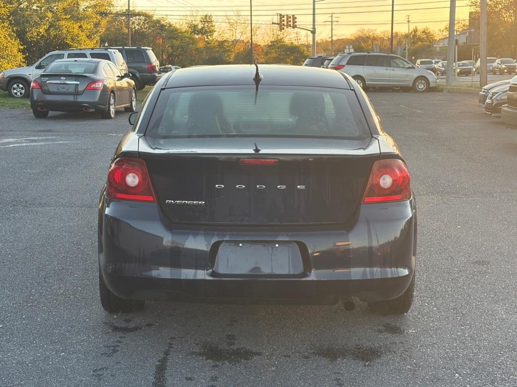 Dodge Avenger Base 2013