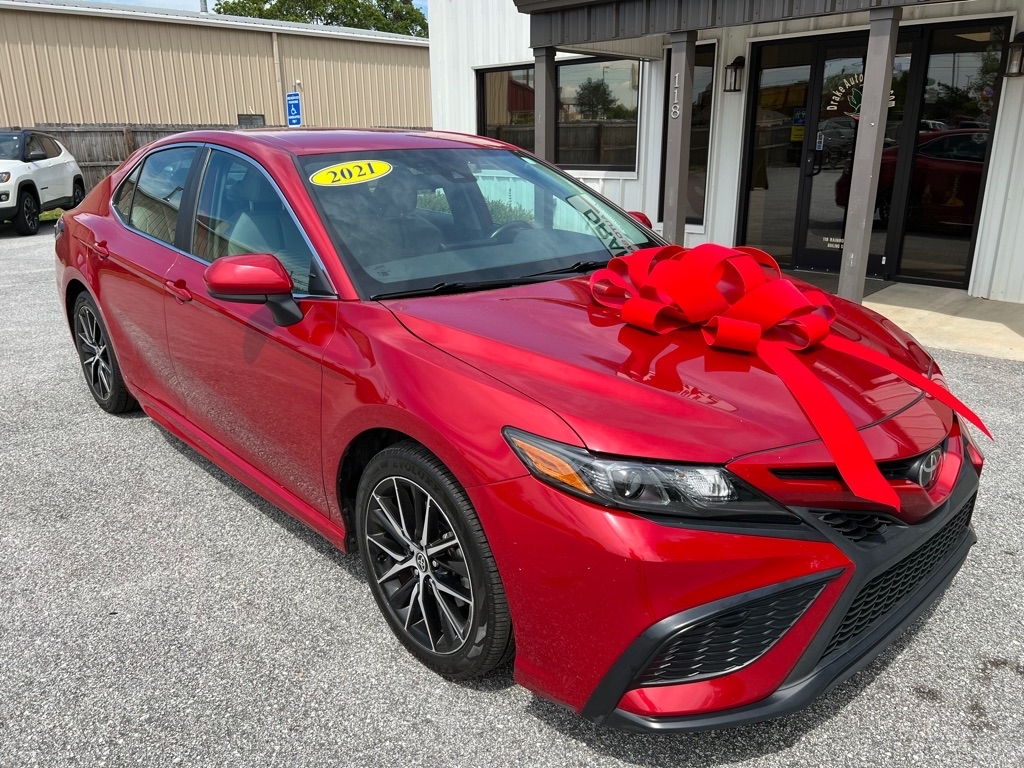 Used 2021 Toyota Camry SE Nightshade Auto (Natl) for Sale in Boiling