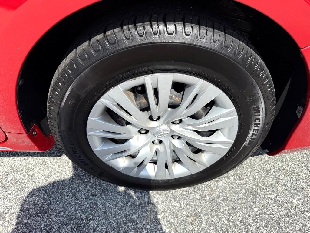 Toyota Camry Hybrid 4dr Sdn XLE (Natl) 2012 Toyota Camry Hybrid 4dr Sdn XLE (Natl) 2012