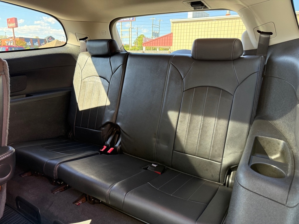 Buick Enclave AWD 4dr Leather 2014 Buick Enclave AWD 4dr Leather 2014