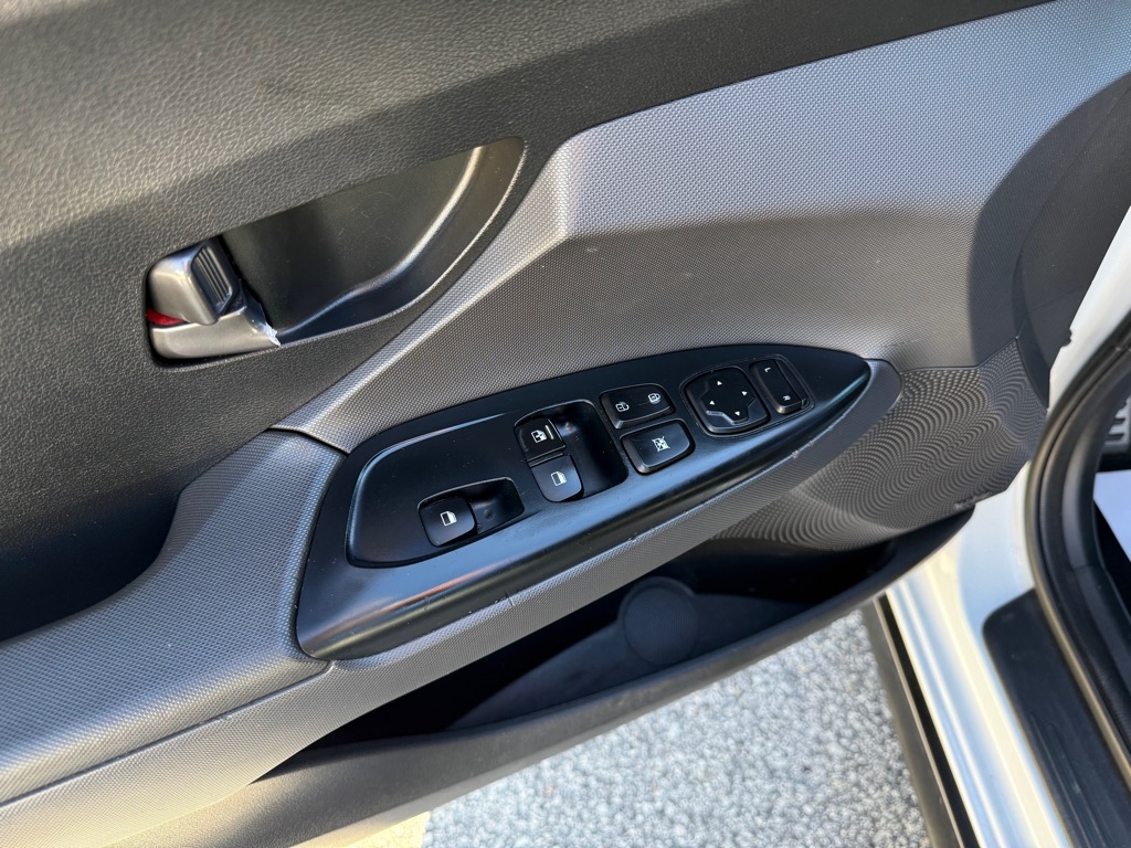 Hyundai Veloster Turbo R-Spec Manual 2019