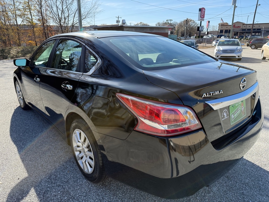 Nissan Altima 4dr Sdn I4 2.5 2013