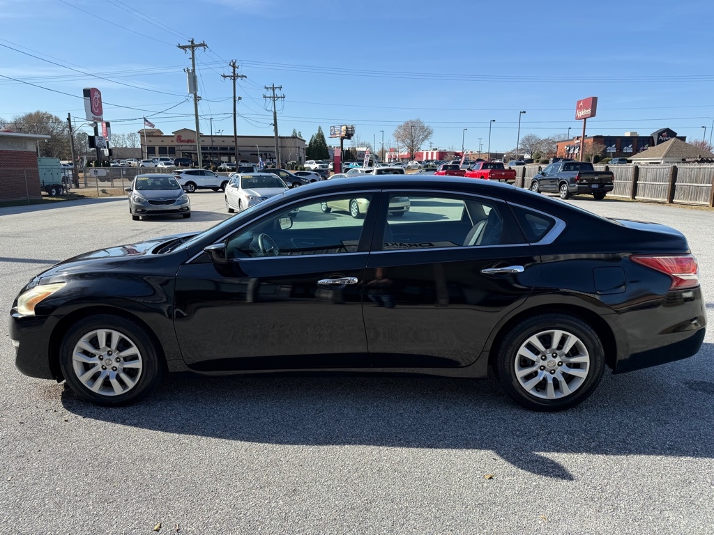 Nissan Altima 4dr Sdn I4 2.5 2013