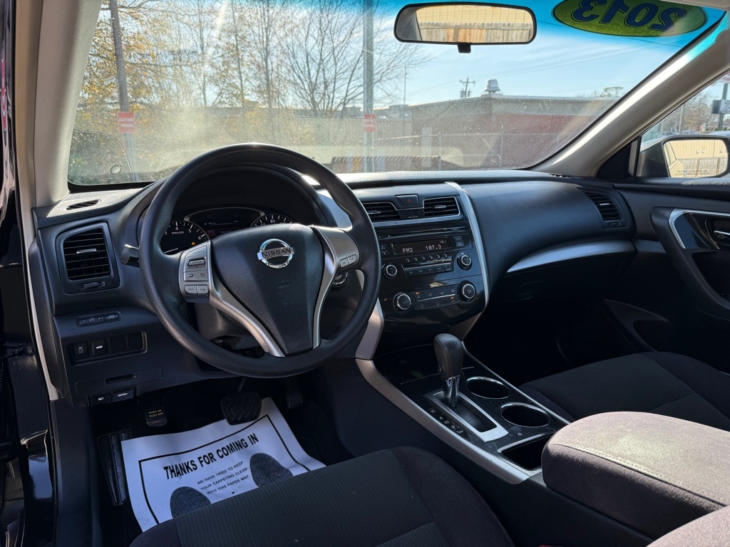 Nissan Altima 4dr Sdn I4 2.5 2013