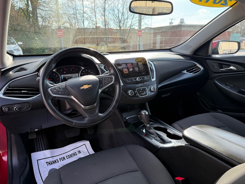 Chevrolet Malibu 4dr Sdn LT w/1LT 2017