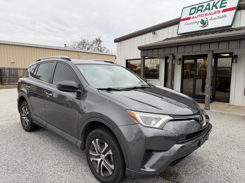 2018 Toyota RAV4 LE FWD (Natl)