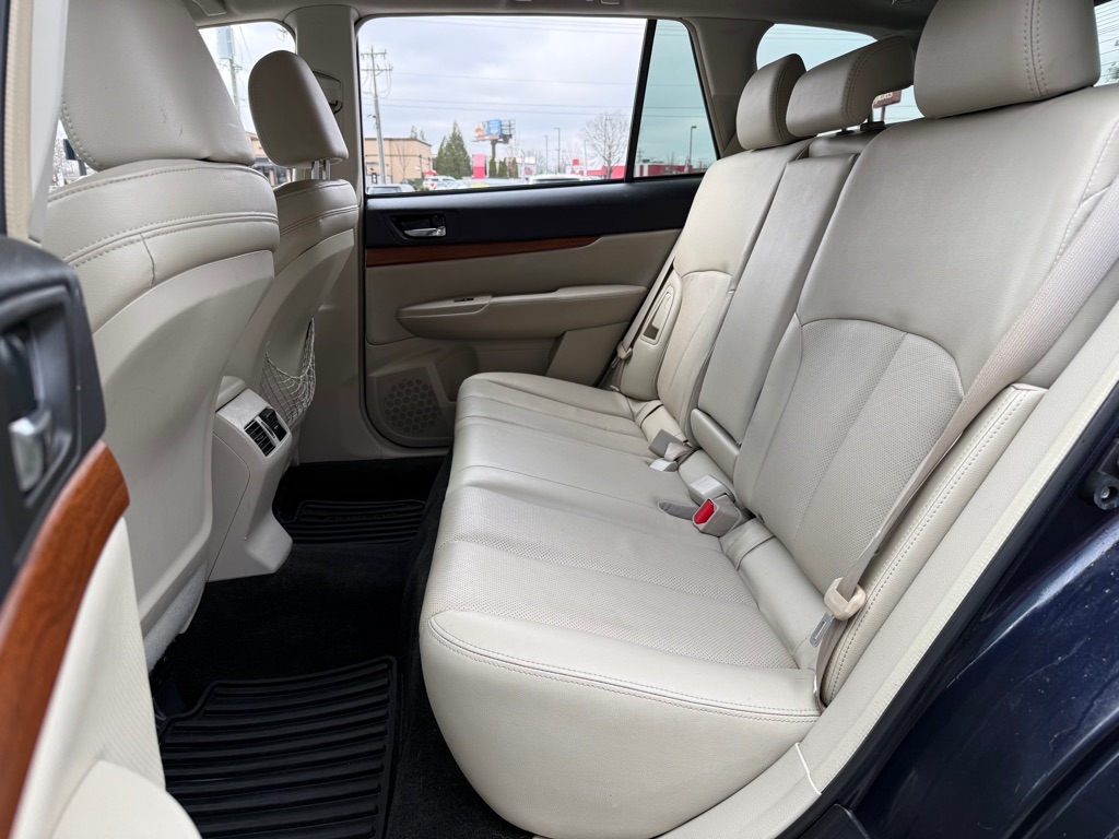 Subaru Outback 4dr Wgn H4 Auto 2.5i Limited 2013