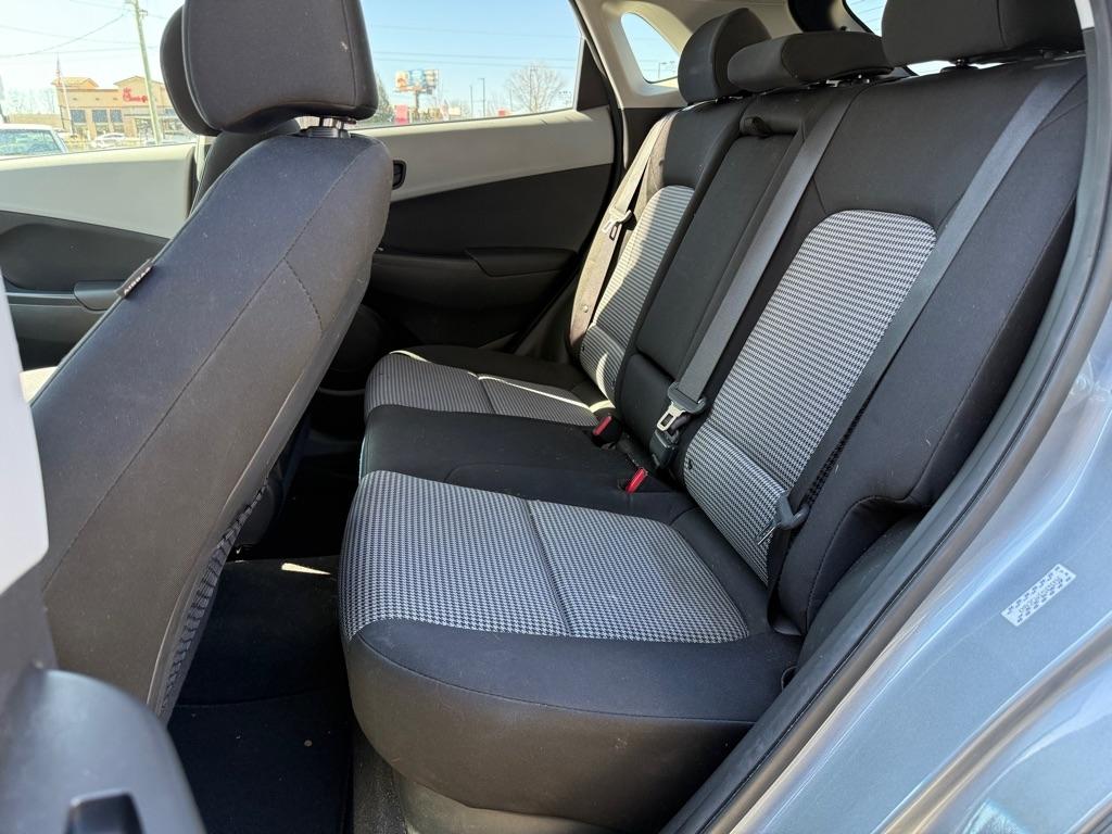 Hyundai Kona SEL Auto AWD 2021