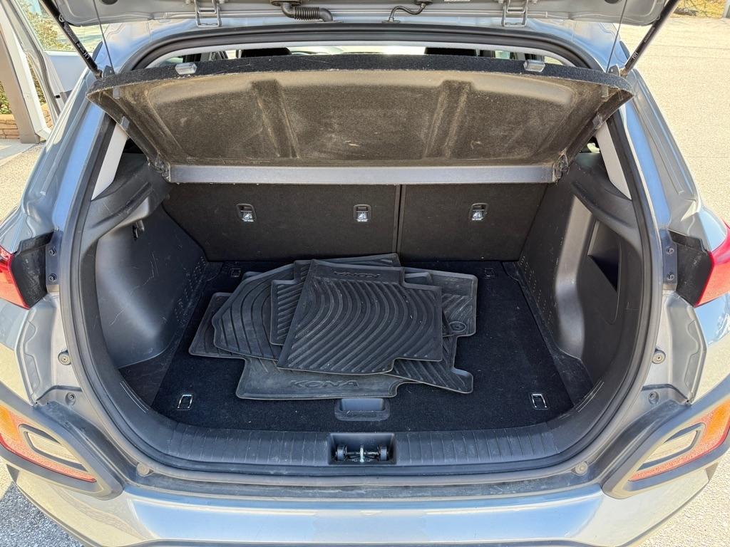 Hyundai Kona SEL Auto AWD 2021