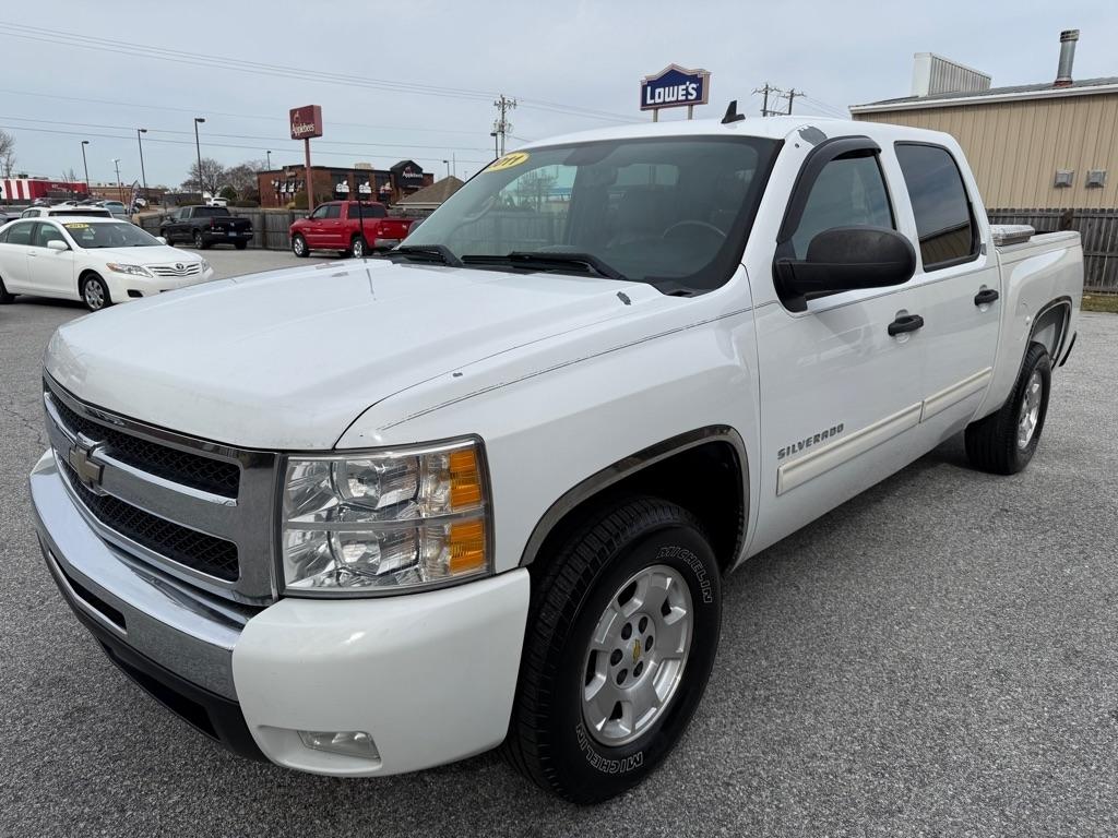 Chevrolet Silverado 1500 2WD Crew Cab 143.5" LT 2011