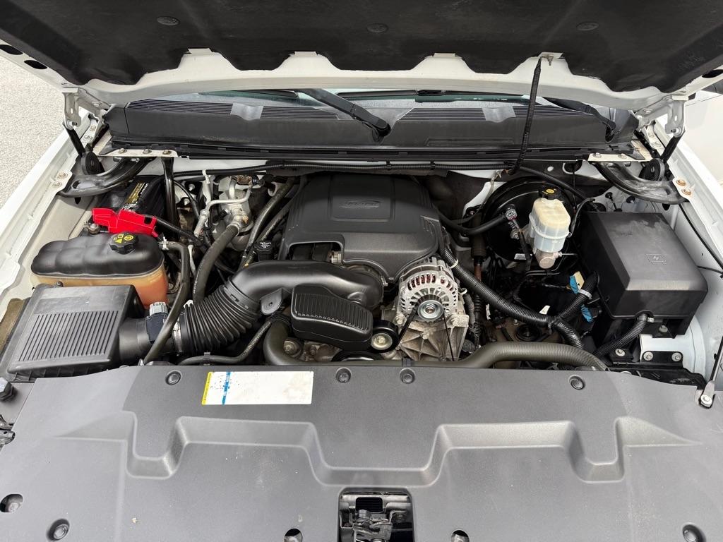 Chevrolet Silverado 1500 2WD Crew Cab 143.5" LT 2011