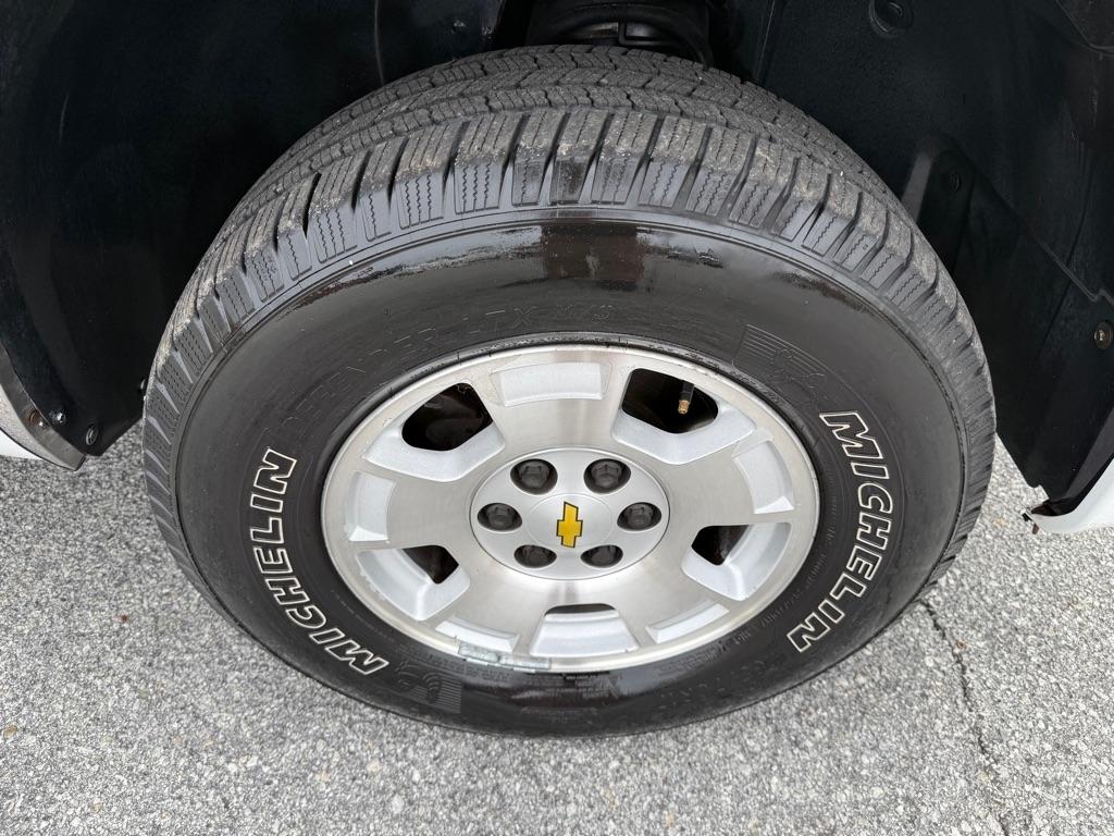 Chevrolet Silverado 1500 2WD Crew Cab 143.5" LT 2011