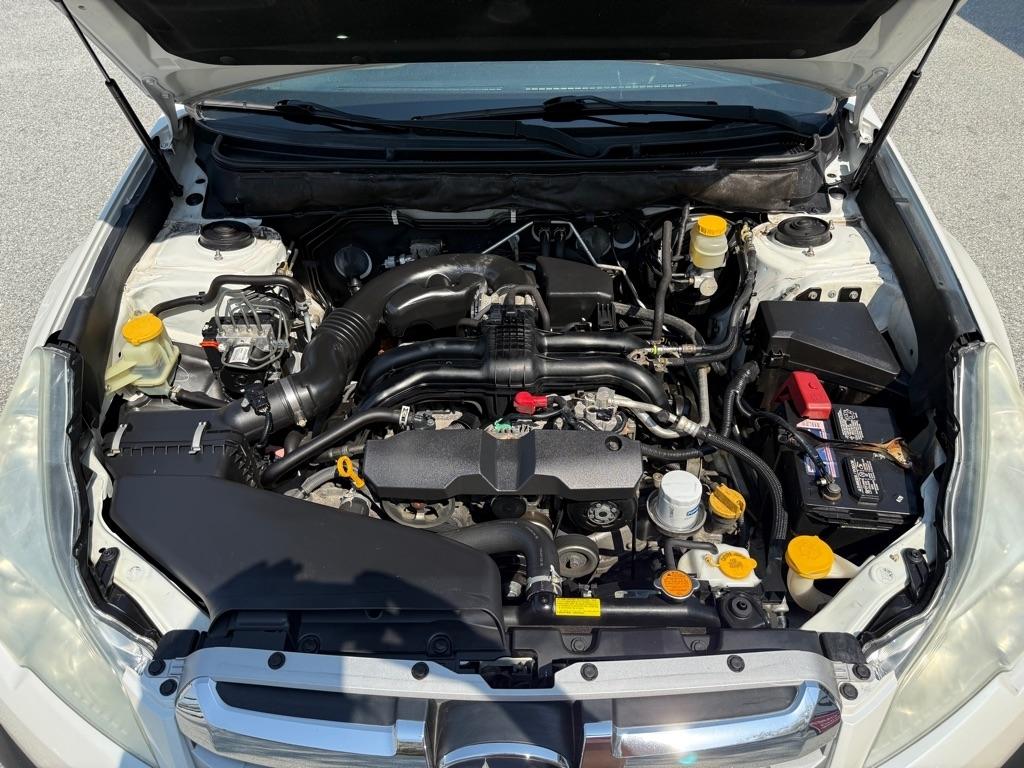 Subaru Outback 4dr Wgn H4 Auto 2.5i Limited 2013