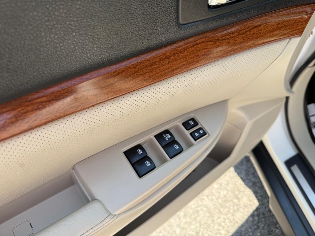 Subaru Outback 4dr Wgn H4 Auto 2.5i Limited 2013