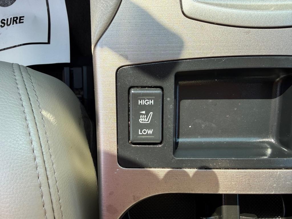 Subaru Outback 4dr Wgn H4 Auto 2.5i Limited 2013