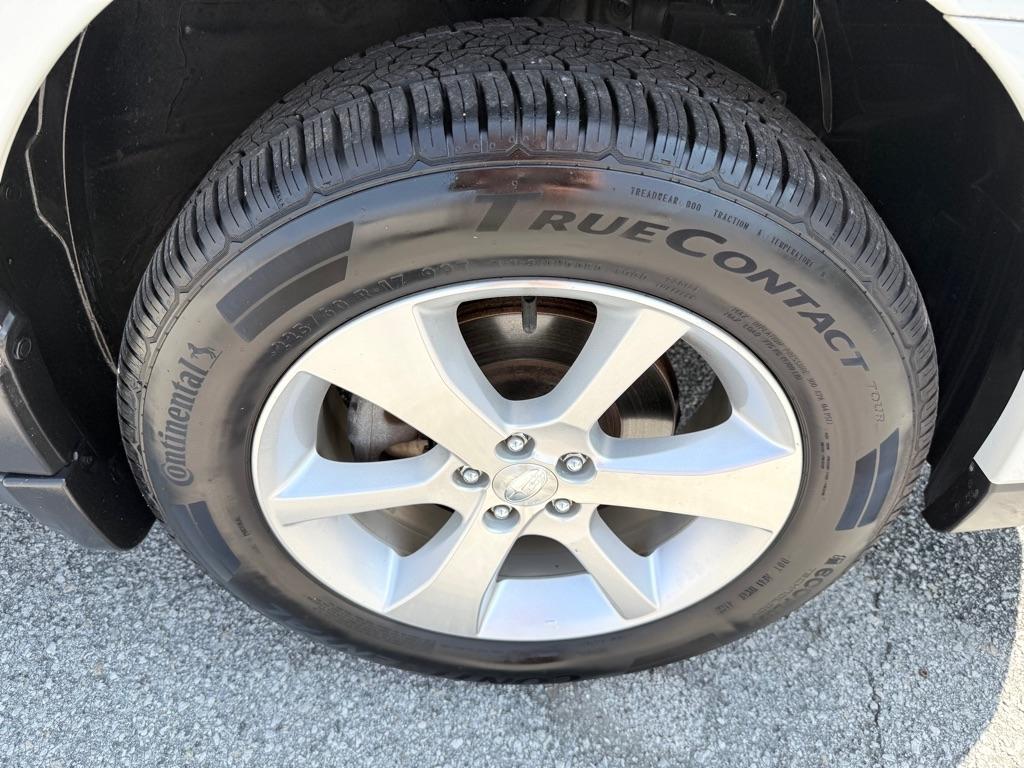 Subaru Outback 4dr Wgn H4 Auto 2.5i Limited 2013