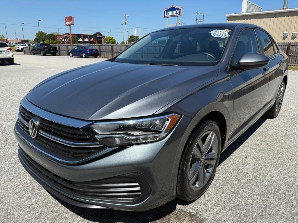 Volkswagen Jetta SE Auto 2024