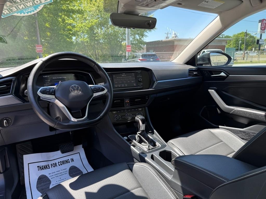 Volkswagen Jetta SE Auto 2024