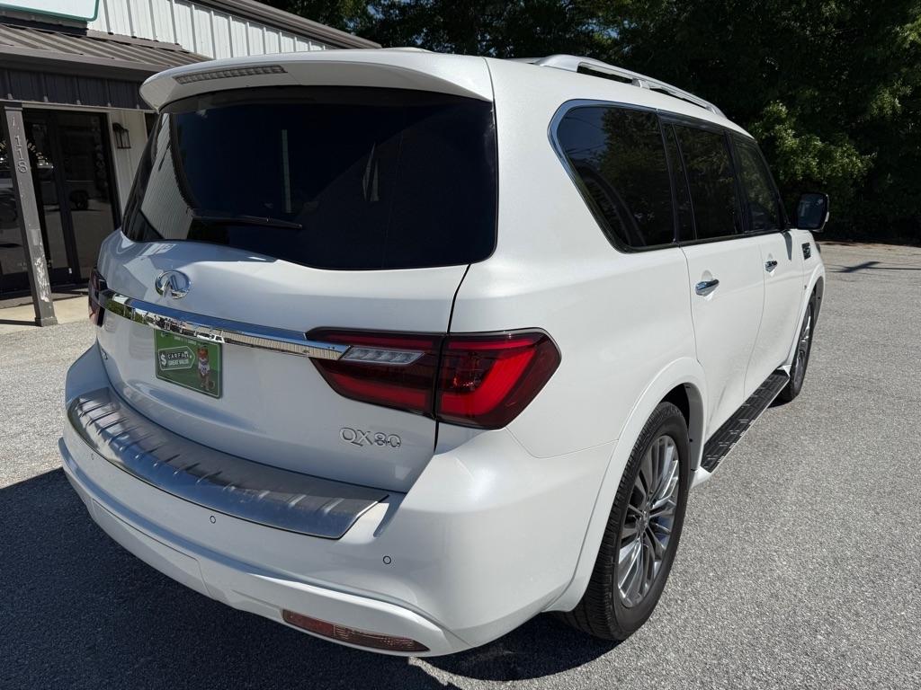 Infiniti QX80 LUXE AWD 2020