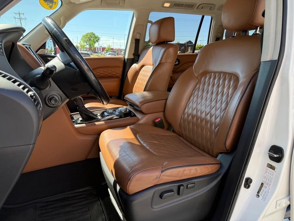 Infiniti QX80 LUXE AWD 2020