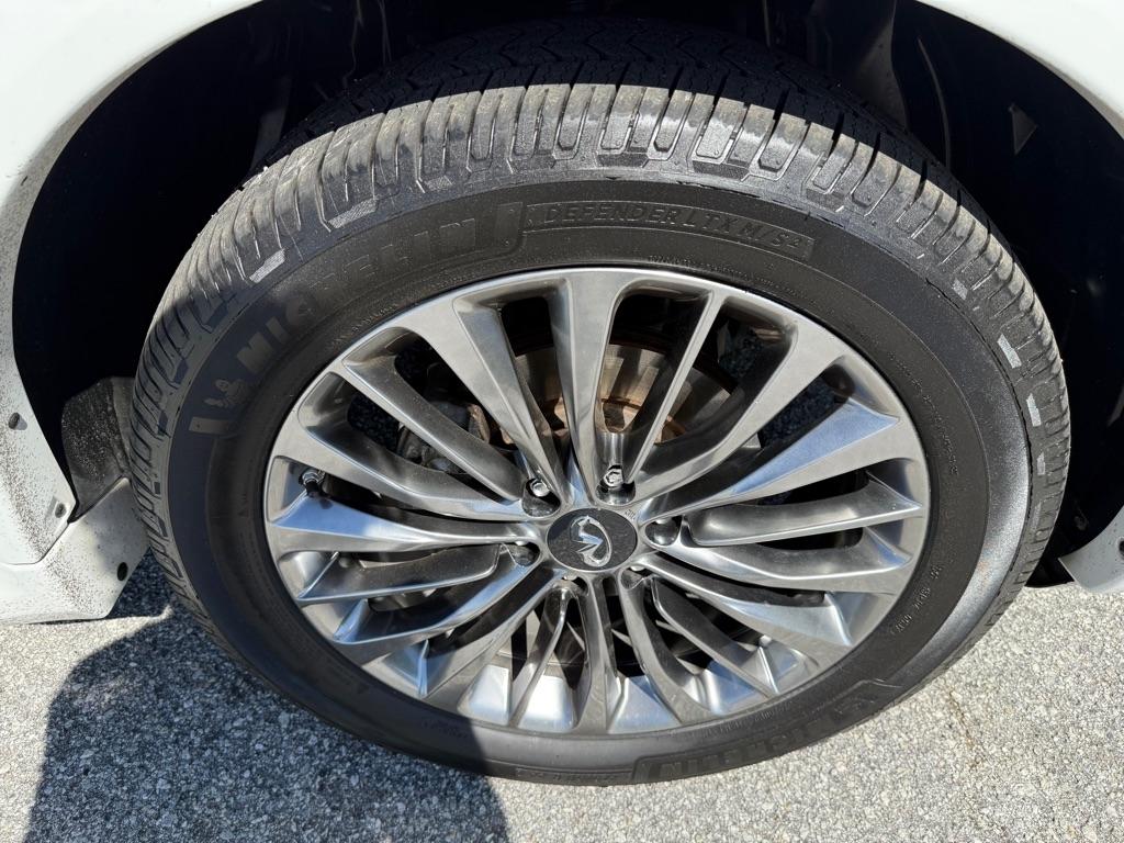 Infiniti QX80 LUXE AWD 2020