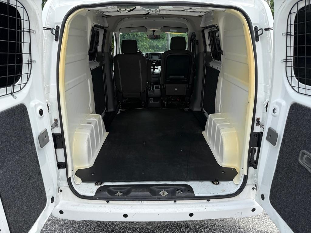 Chevrolet City Express Cargo Van FWD 115" LT 2015