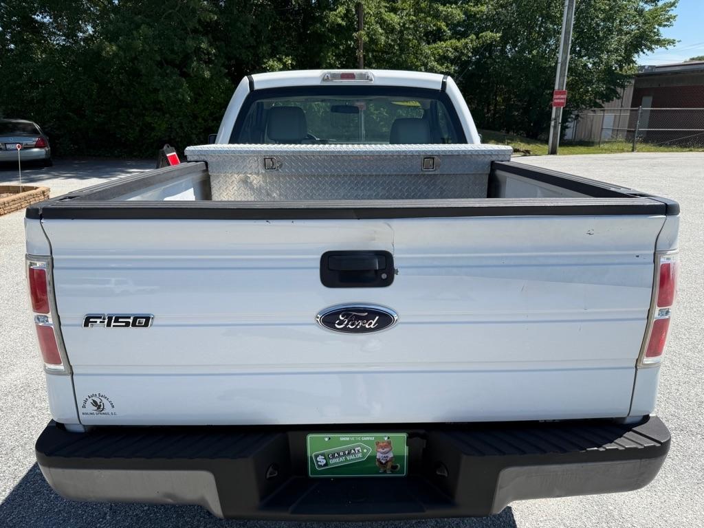 Ford F-150 2WD Reg Cab 145" XLT w/Midbox Prep 2009