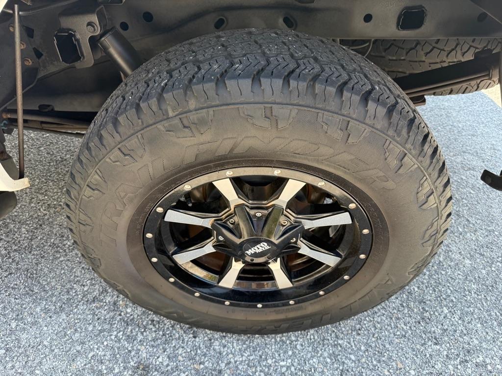 Ford F-150 2WD Reg Cab 145" XLT w/Midbox Prep 2009