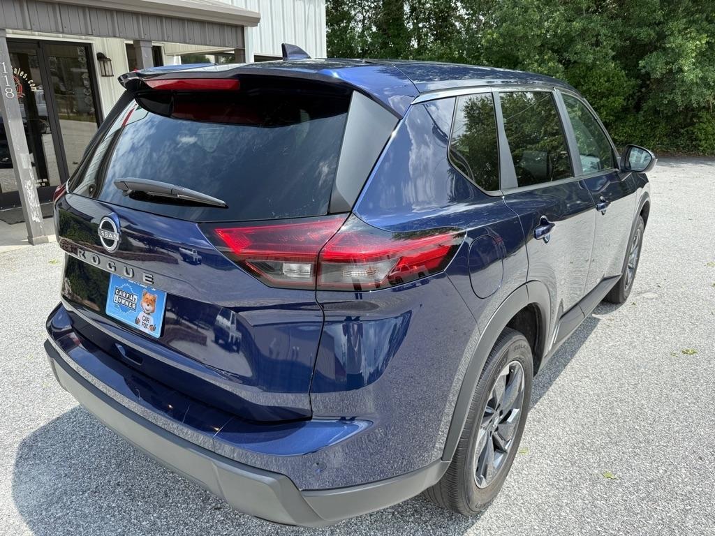 Nissan Rogue FWD SV 2025