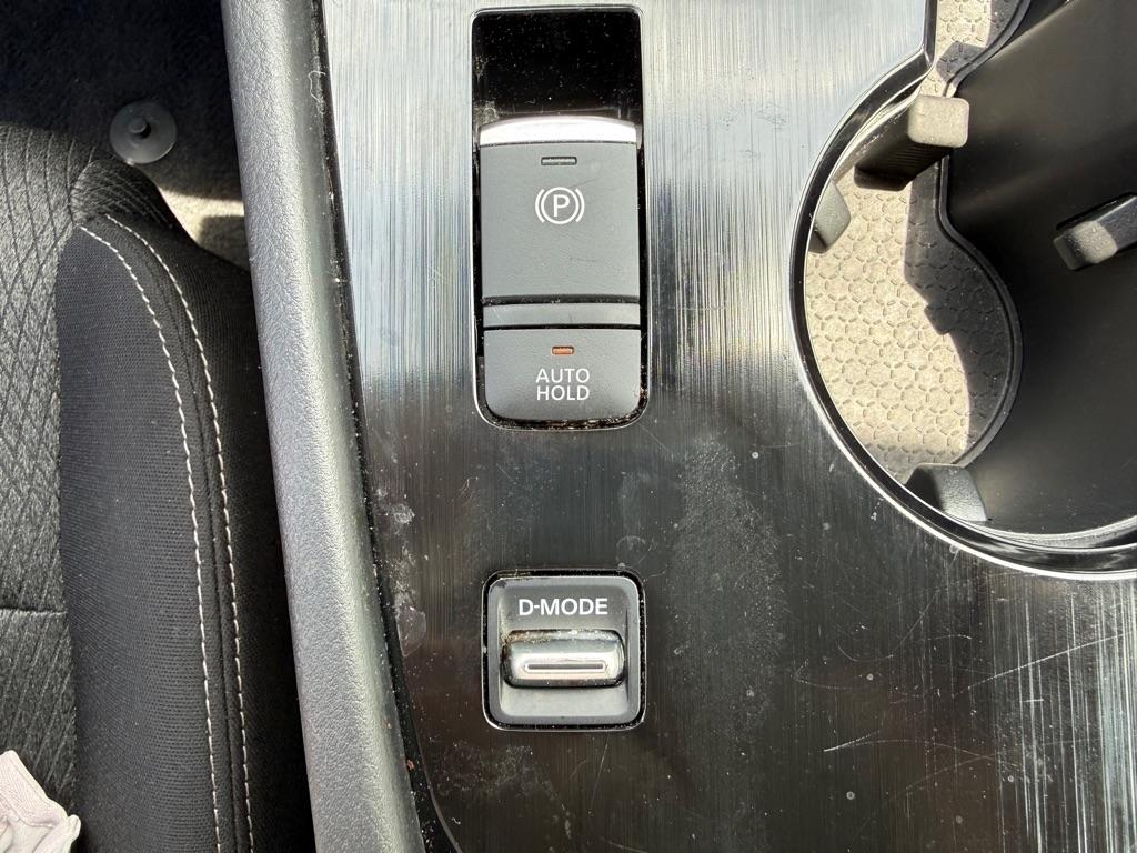 Nissan Rogue FWD SV 2025