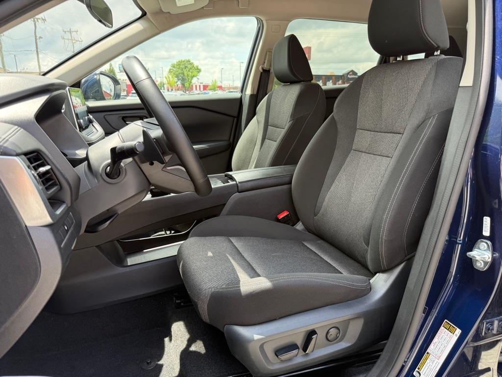 Nissan Rogue FWD SV 2025