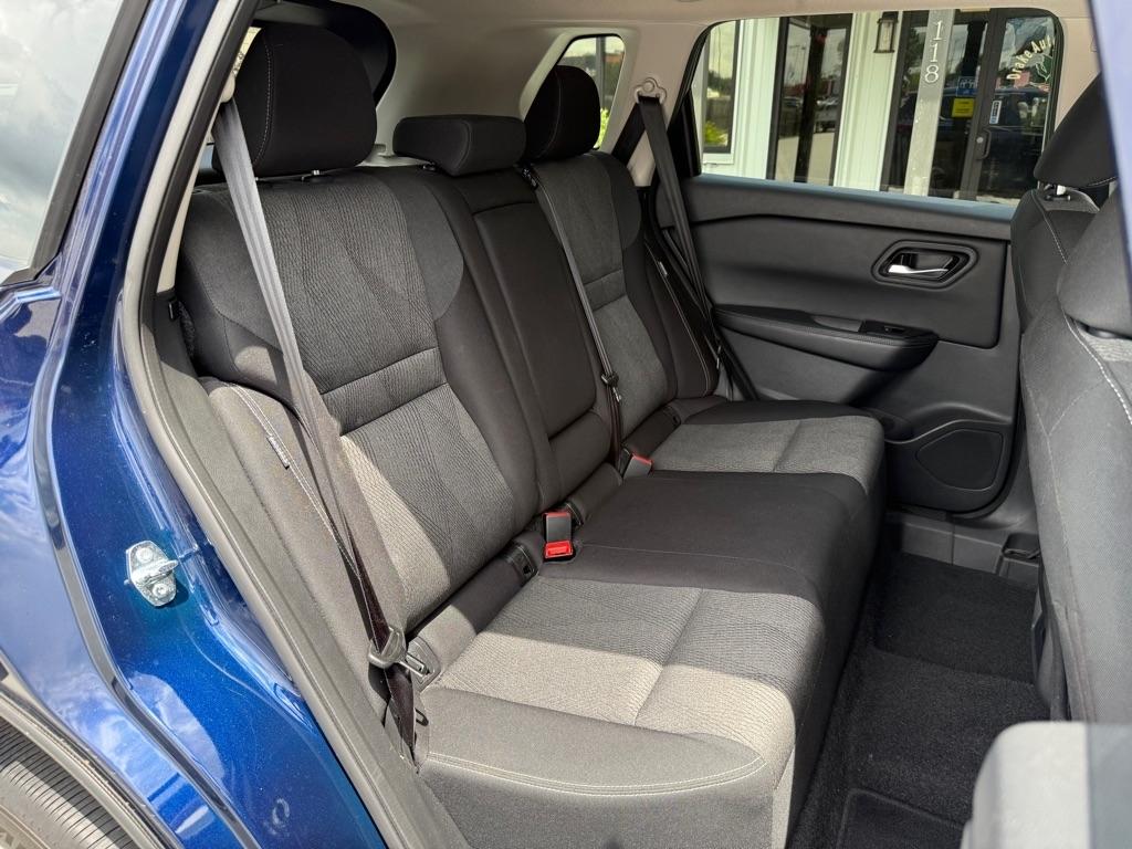 Nissan Rogue FWD SV 2025