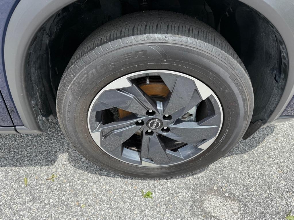 Nissan Rogue FWD SV 2025