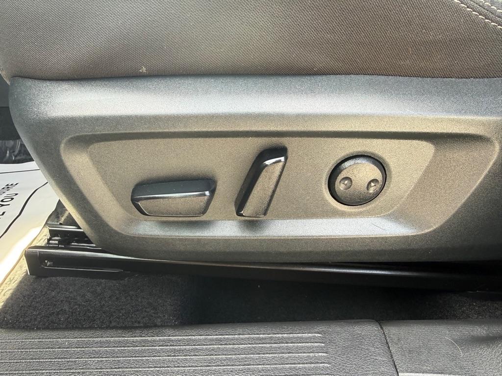 Nissan Rogue FWD SV 2025