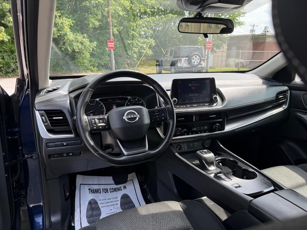 Nissan Rogue FWD SV 2025