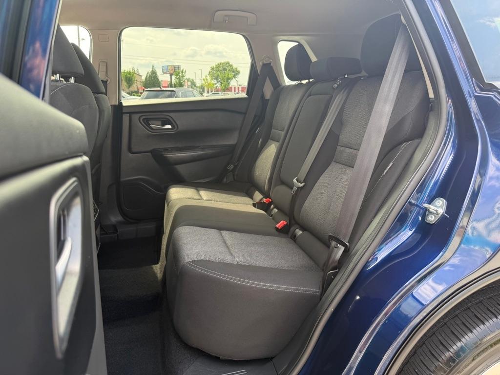 Nissan Rogue FWD SV 2025