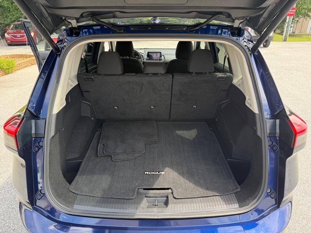Nissan Rogue FWD SV 2025