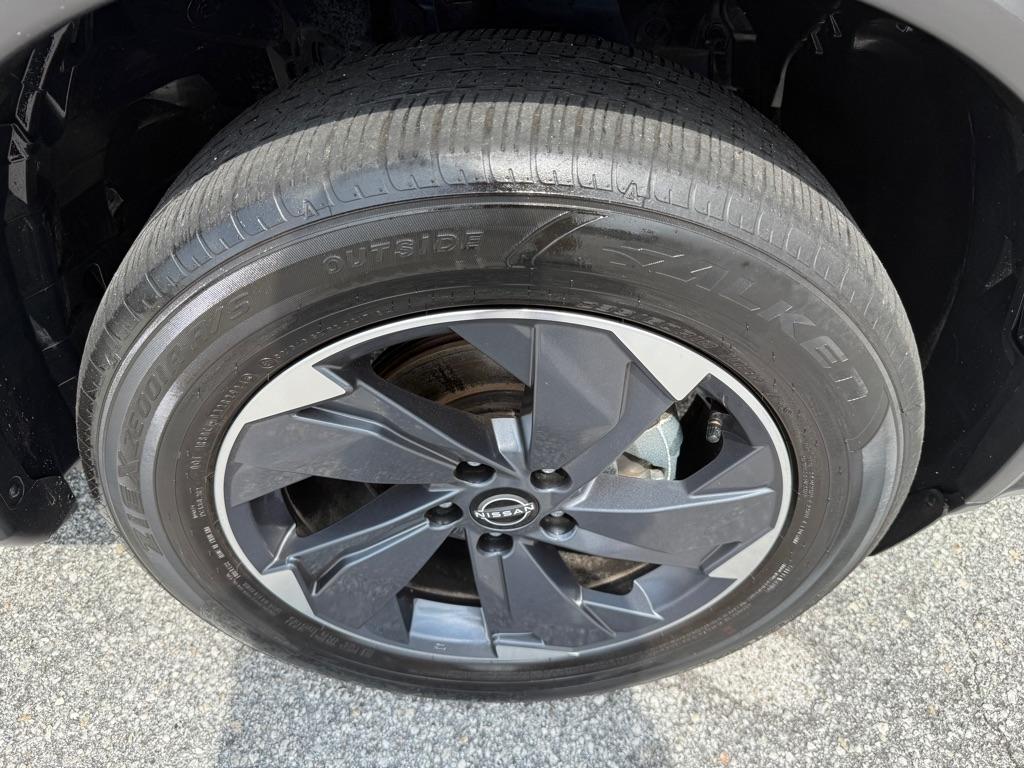 Nissan Rogue FWD SV 2025